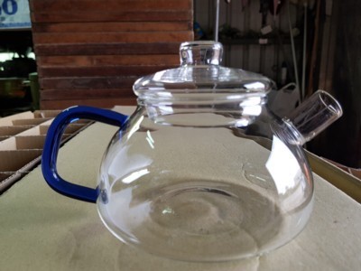 680高硼硅耐熱玻璃花茶壺藍色手把平蓋 (T-680高硼硅耐熱花茶壺)